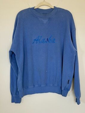 Vintage Embroidered Alaska Crewneck Sweatshirt Purple Blue Mens Size XL